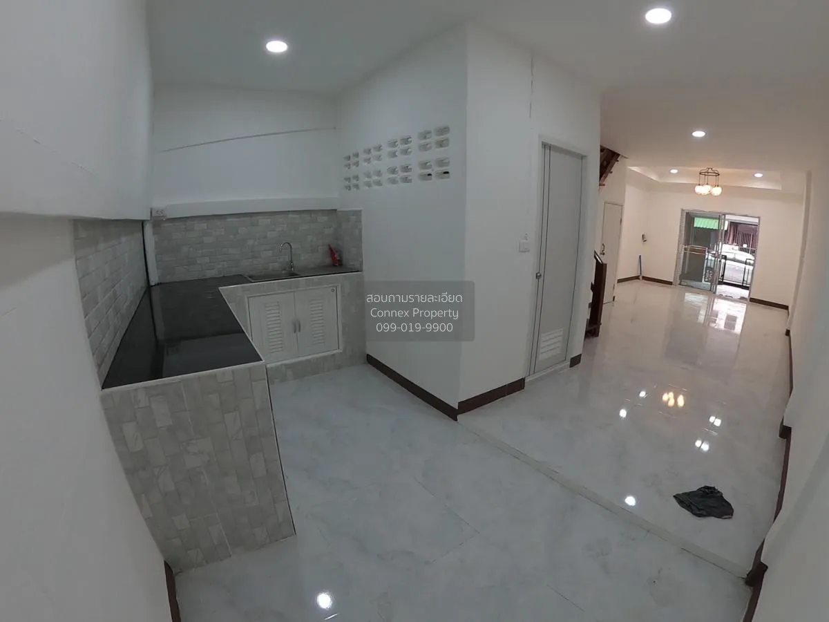 For Sale Townhouse/Townhome  , Sri Prajak House 4 , Bang Bua Thon