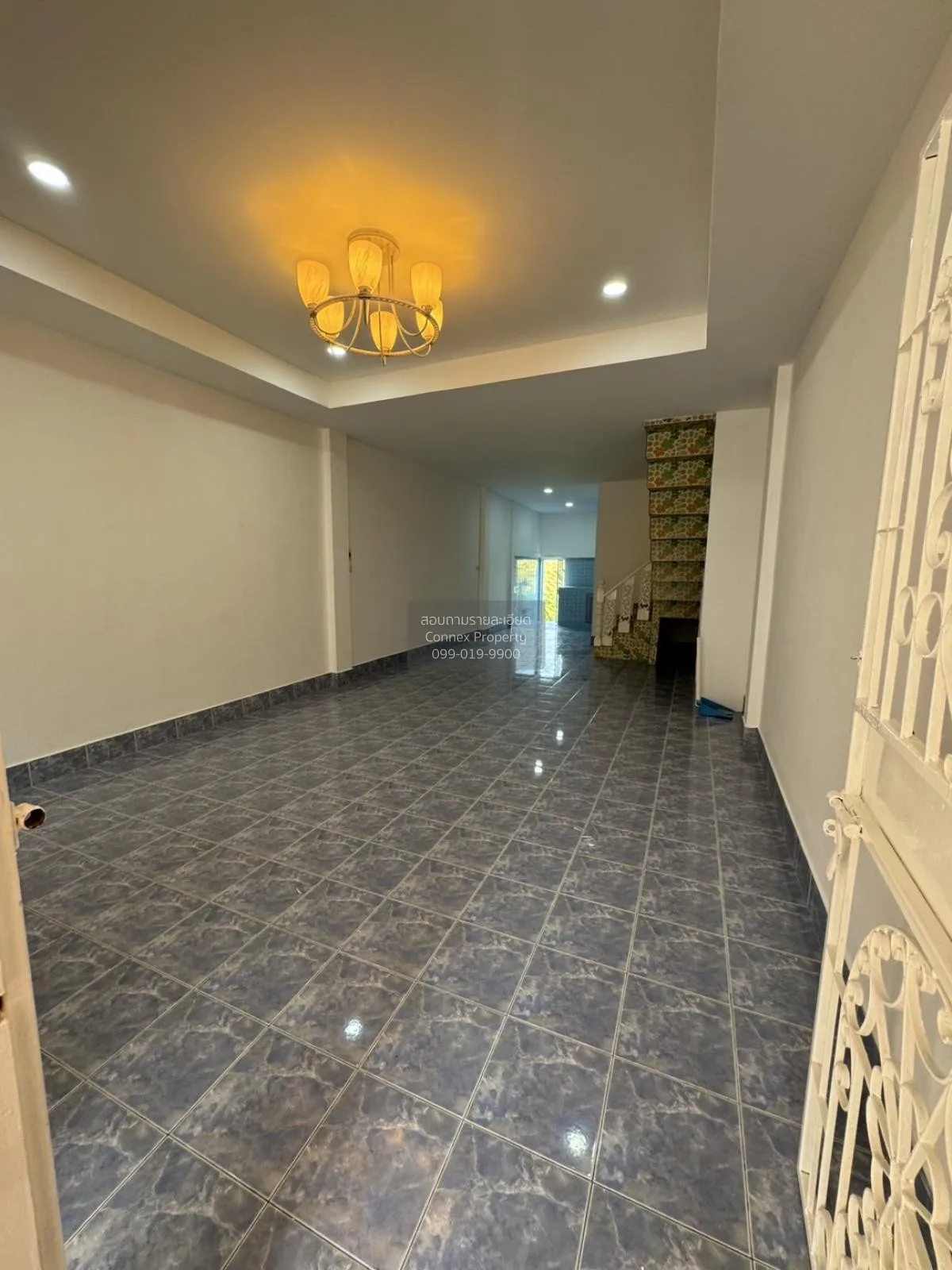 For Sale Townhouse/Townhome  , Sri Prajak House 4 , Bang Bua Thon 3