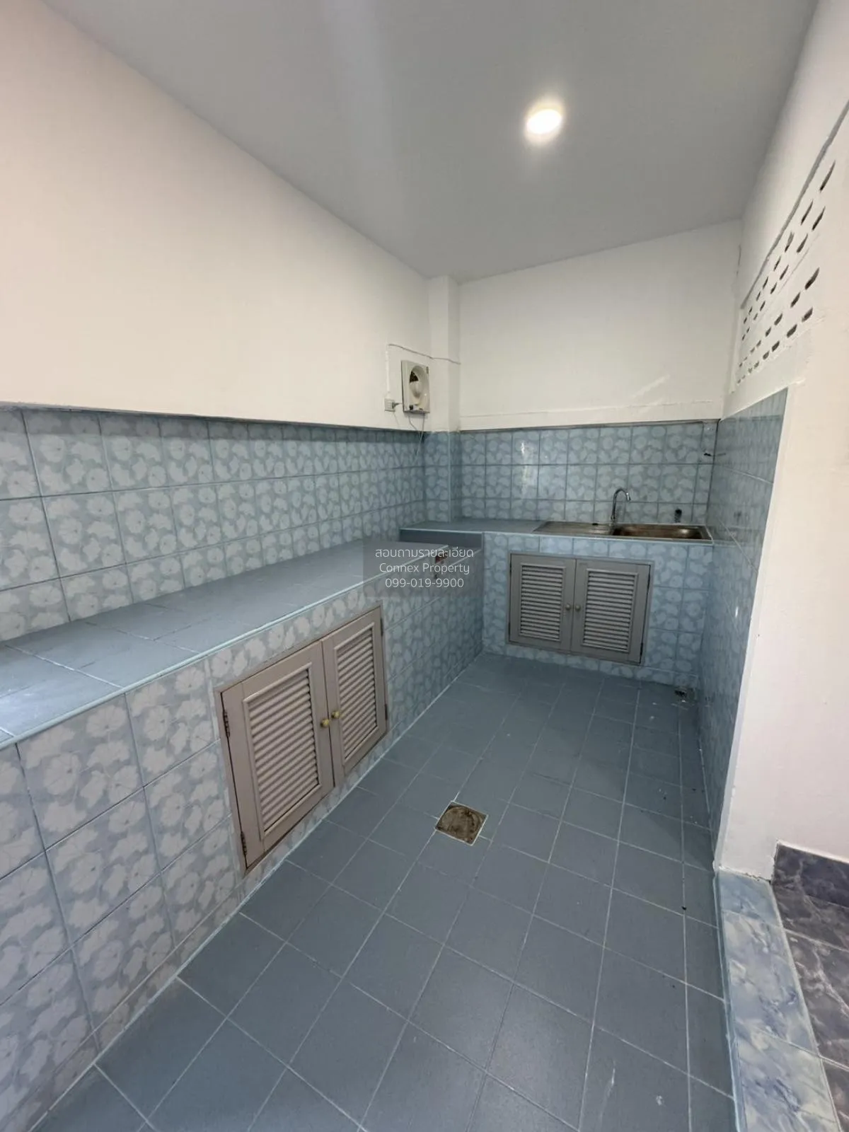 For Sale Townhouse/Townhome  , Sri Prajak House 4 , Bang Bua Thon