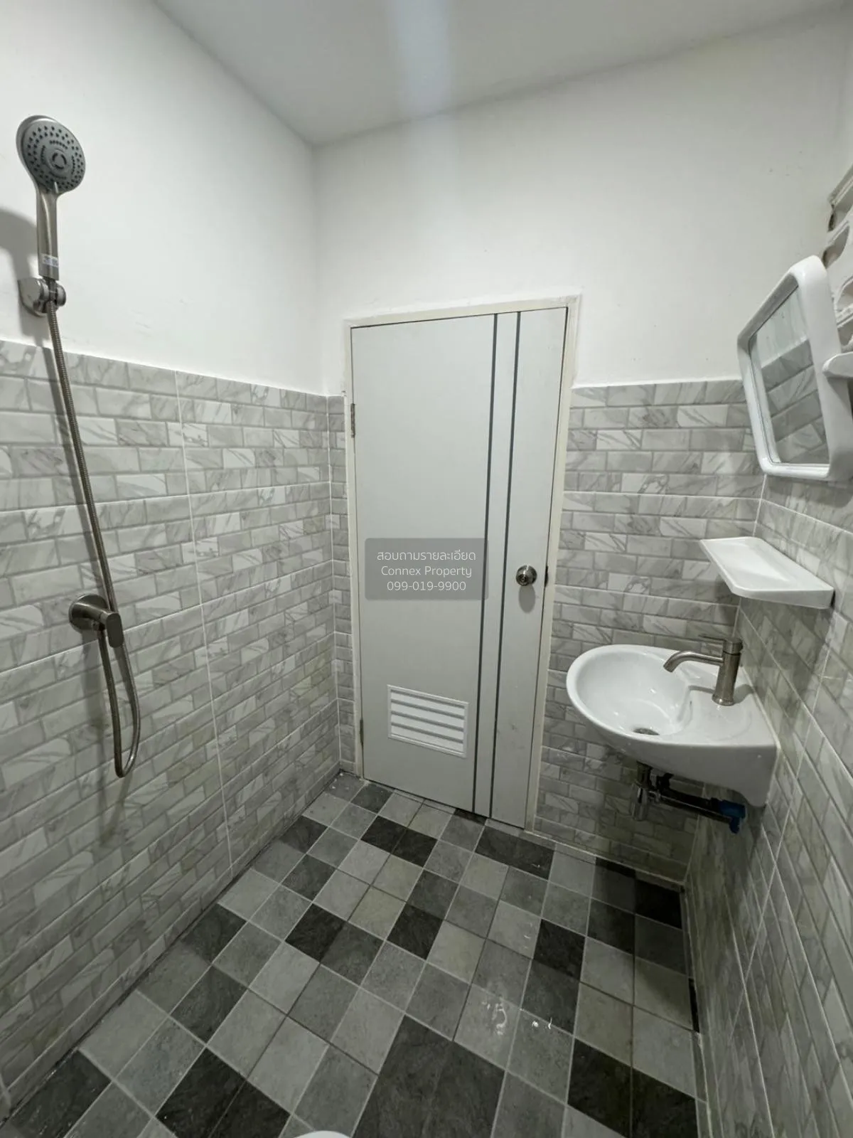 For Sale Townhouse/Townhome  , Sri Prajak House 4 , Bang Bua Thon