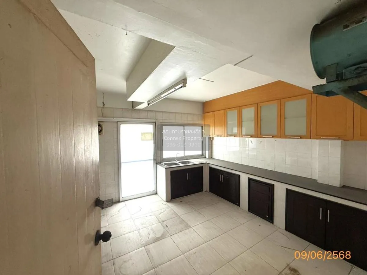 ขายอาคารพาณิชย์  หมู่บ้านตะวันนา บางกระสอ เมืองนนทบุรี นนทบุรี CX