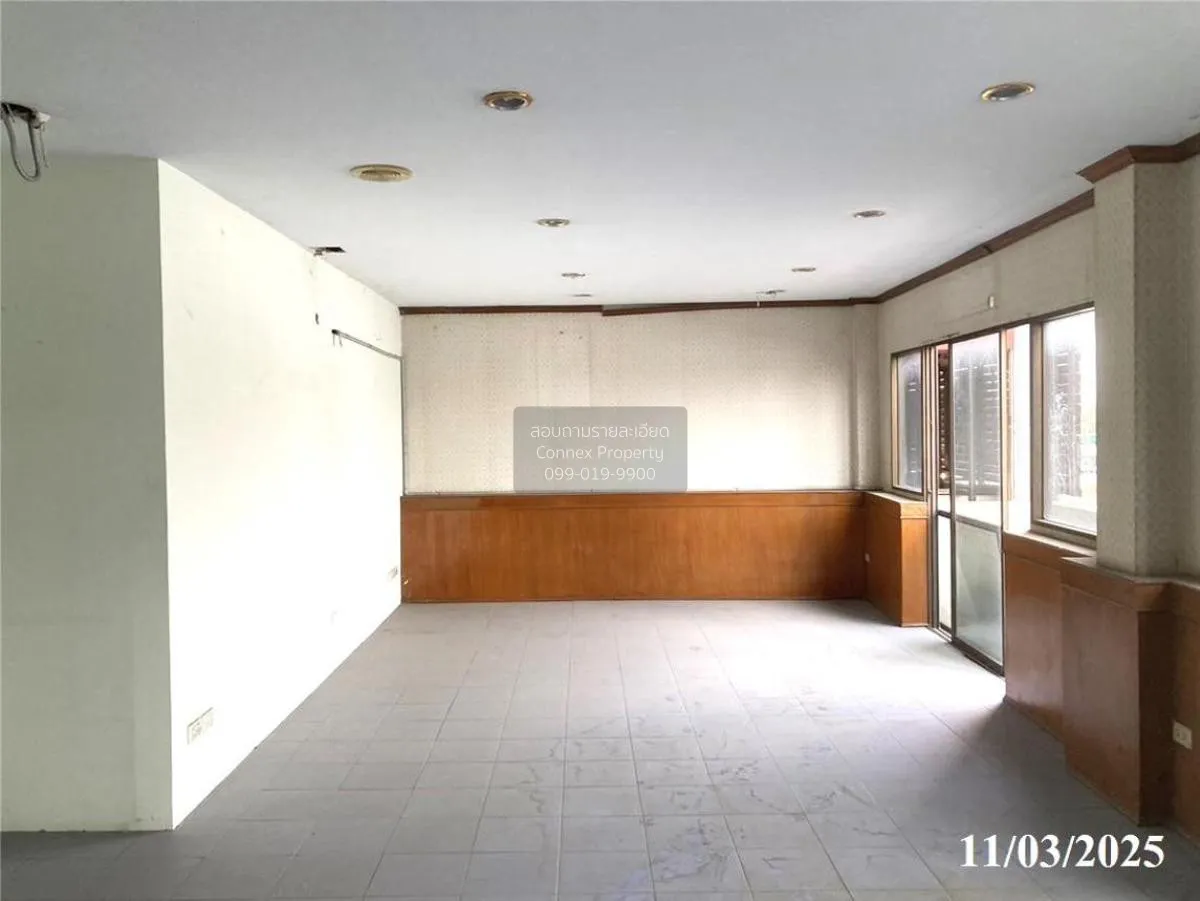 ขายอาคารพาณิชย์ 4 ชั้น พื้นที่ 936 ตารางเมตร ปากเกร็ด นนทบุรี บ้า