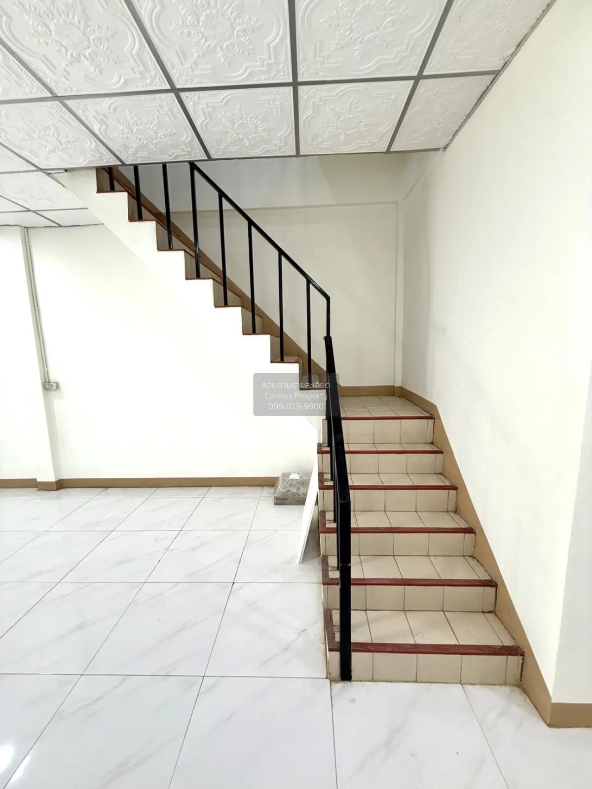 For Sale Townhouse/Townhome  , Baan Siwarat 1 , wide frontage , n