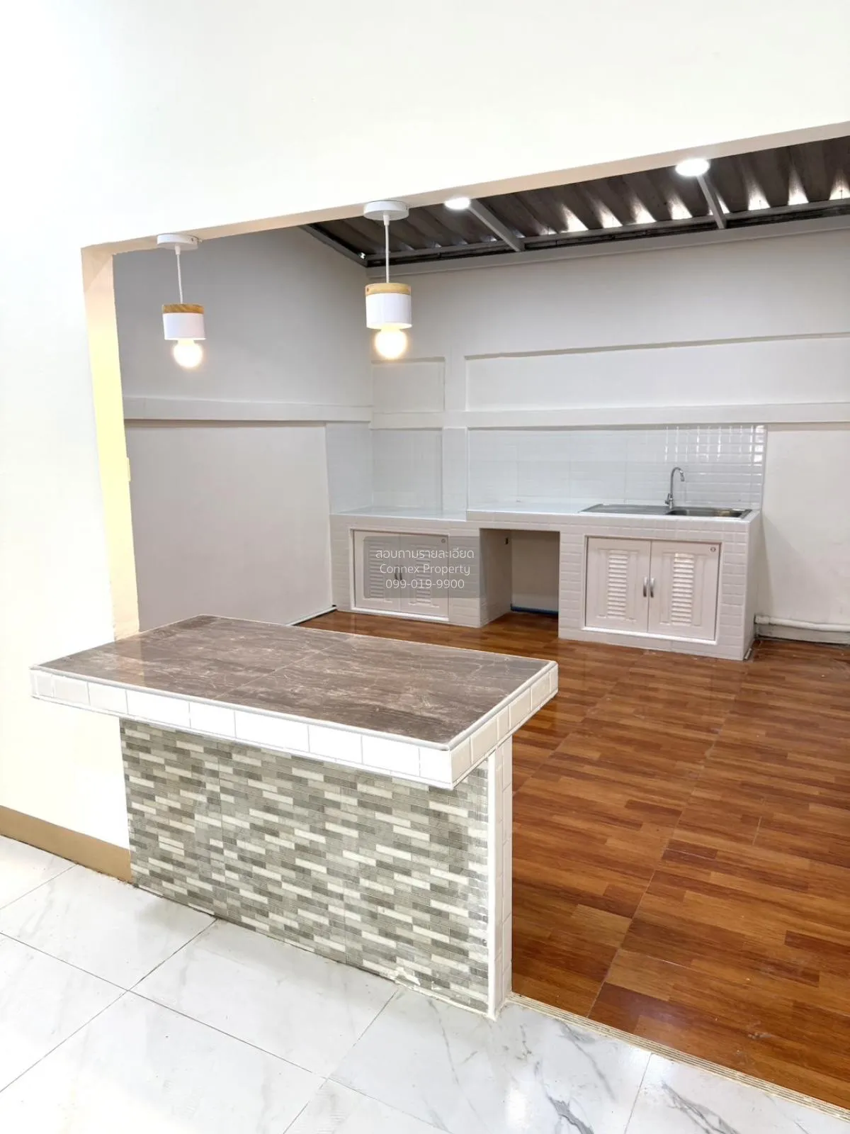 For Sale Townhouse/Townhome  , Baan Siwarat 1 , wide frontage , n