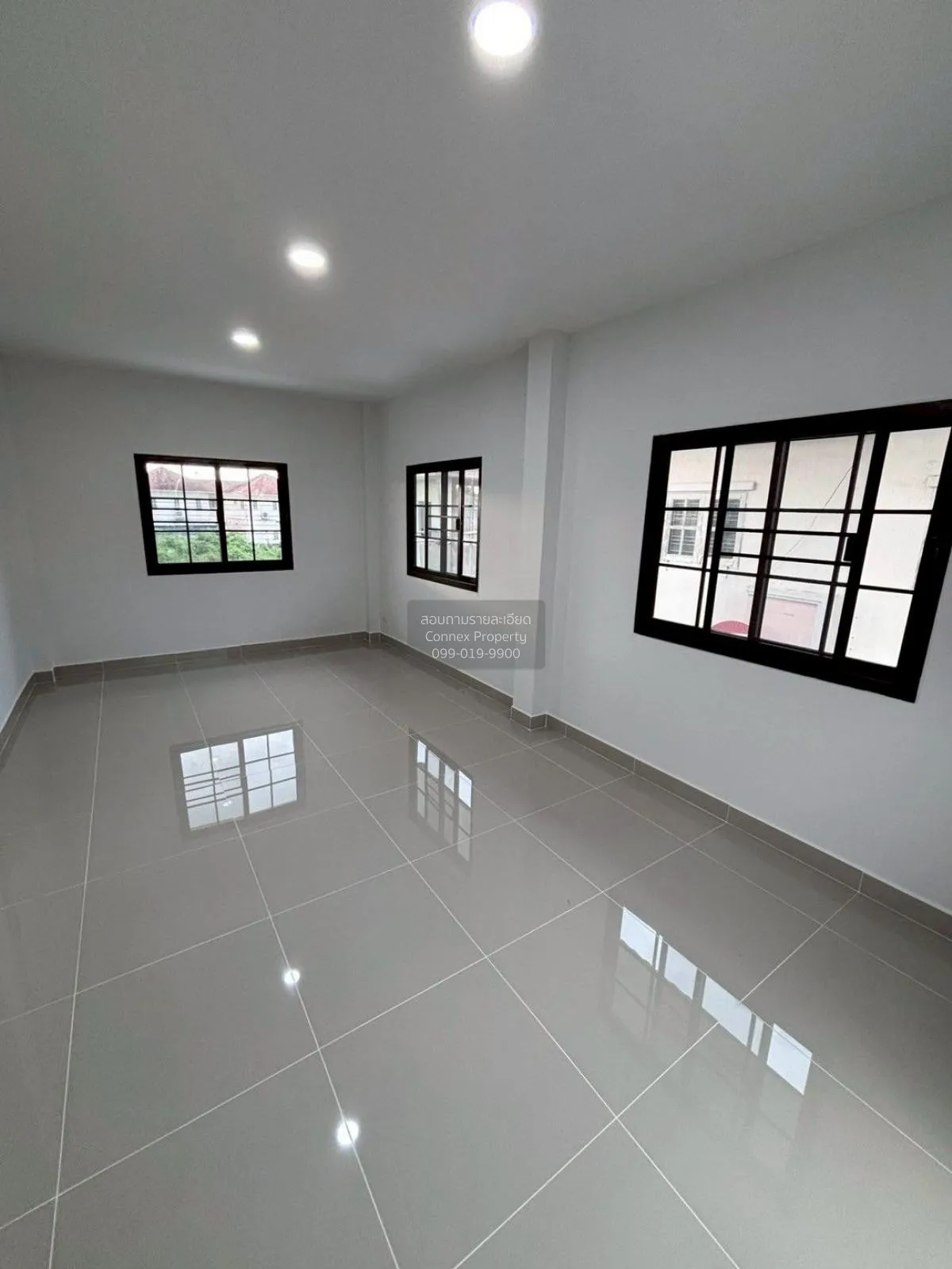 ขายบ้าน  บ้าน บุรีรมย์ รังสิต คลอง4 หน้ากว้าง รีโนเวทใหม่ ลาดสวาย