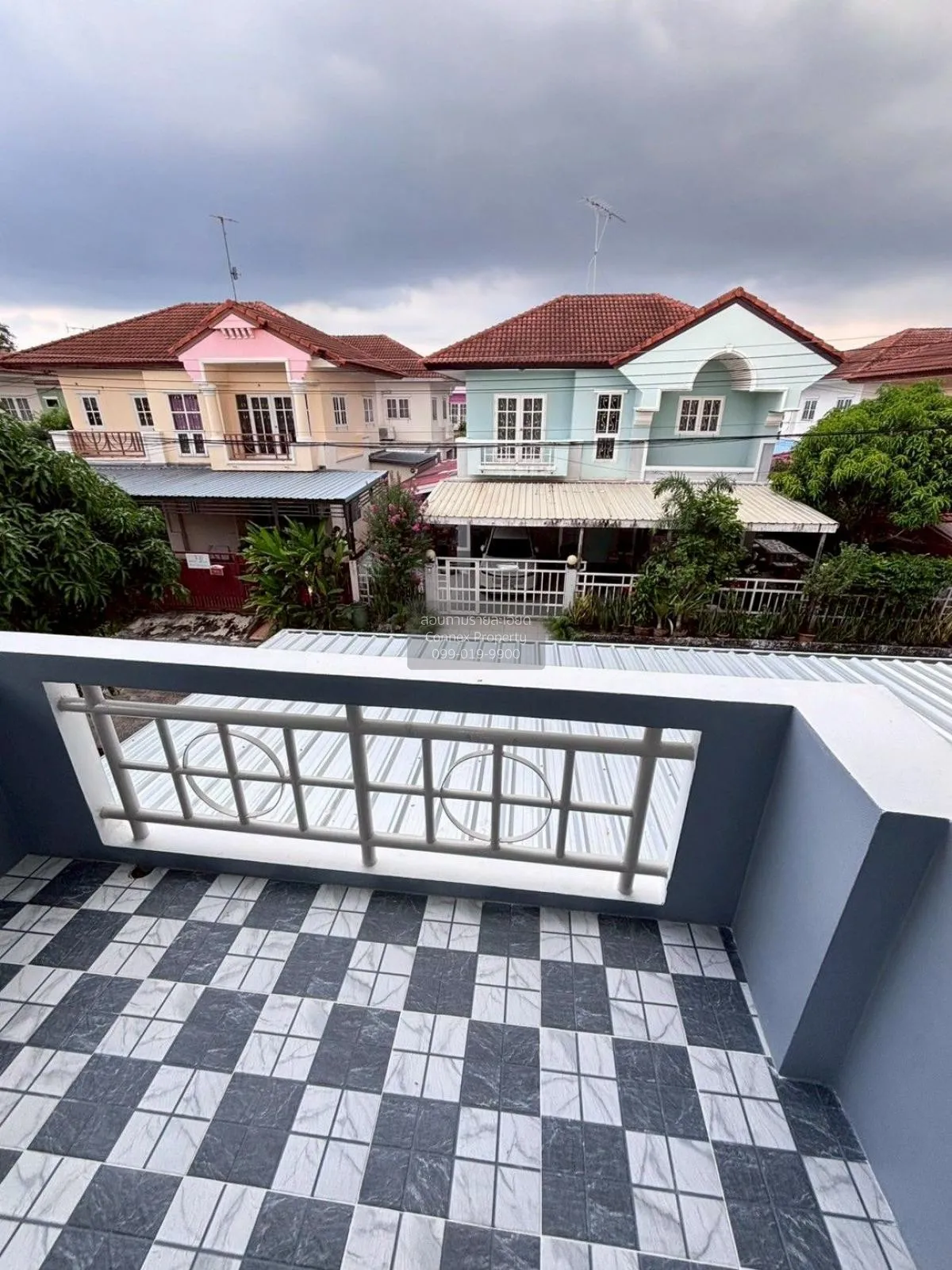 ขายบ้าน  บ้าน บุรีรมย์ รังสิต คลอง4 หน้ากว้าง รีโนเวทใหม่ ลาดสวาย