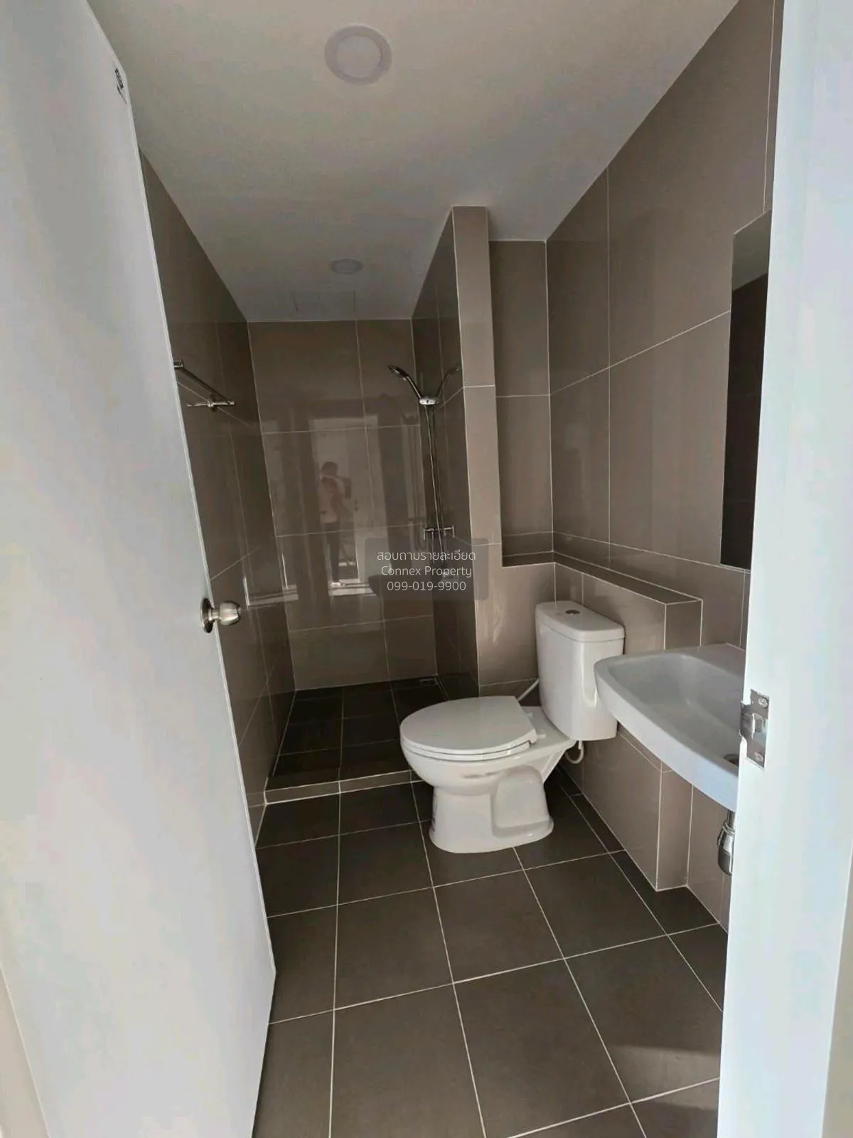 เช่าคอนโด  เสนา คิทท์ ศรีนครินทร์ - ศรีด่าน MRT-ศรีด่าน (สายสีเหล