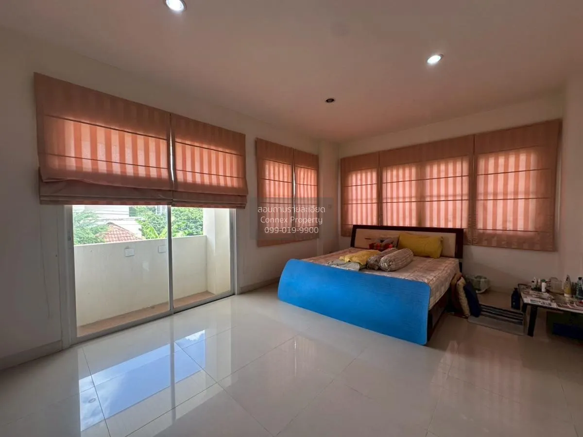 For Sale House , Baan Poonsuk Suvarnabhumi , wide frontage , Bang