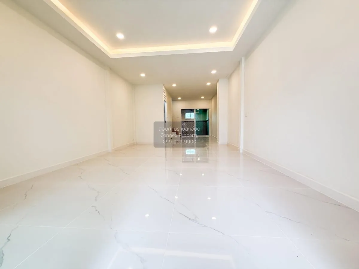 ขายทาวน์เฮ้าส์/ทาวน์โฮม  ช. รุ่งเรือง 6 รีโนเวทใหม่ บางรักพัฒนา บ 4