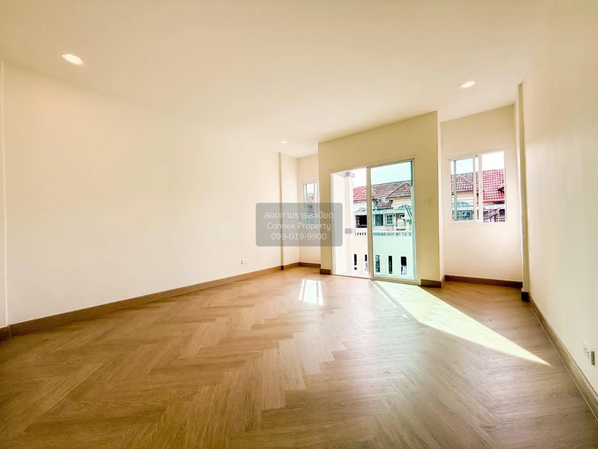 ขายทาวน์เฮ้าส์/ทาวน์โฮม  ช. รุ่งเรือง 6 รีโนเวทใหม่ บางรักพัฒนา บ