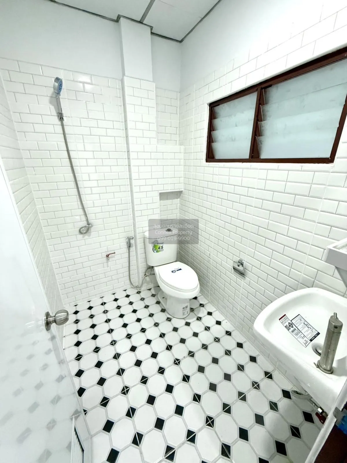 For Sale Townhouse/Townhome  , Baan Suan Rangsri 2 , nice view , 