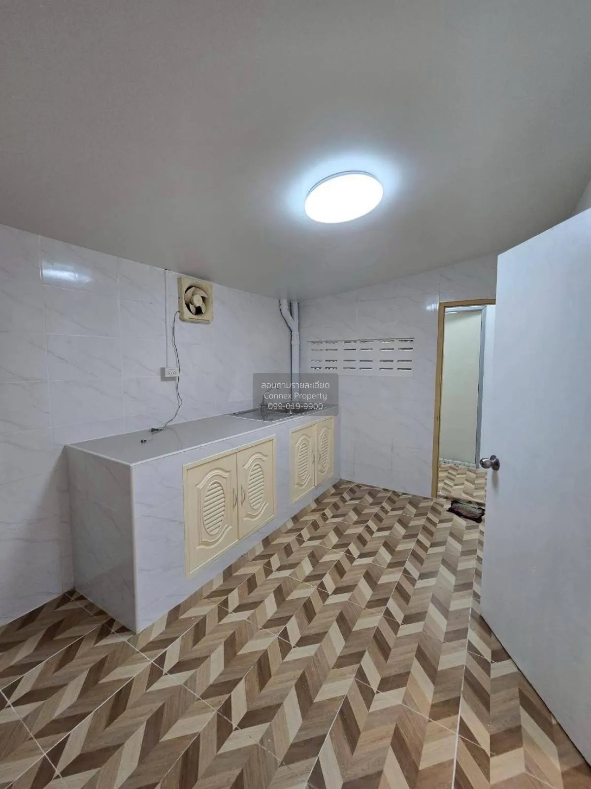 ขายทาวน์เฮ้าส์/ทาวน์โฮม  บ้านษมาภรณ์ บางปลา บางพลี สมุทรปราการ CX