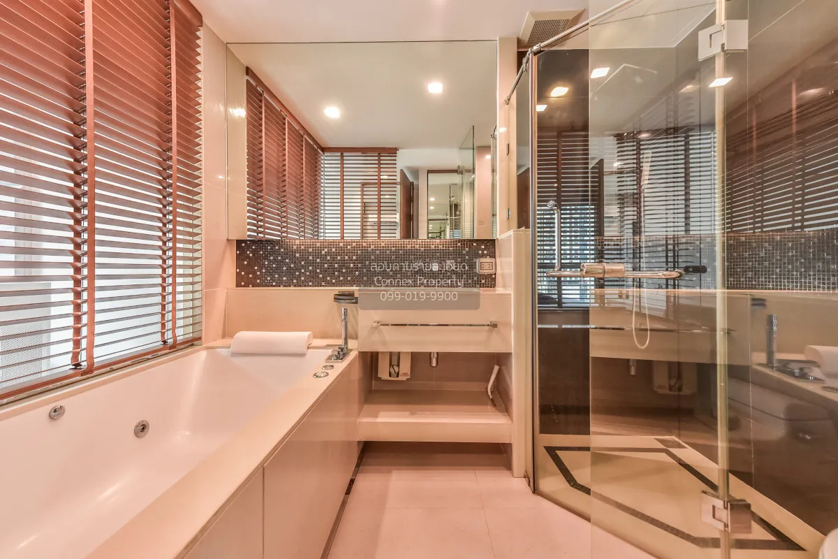 For Rent Condo , The Address Sathorn , BTS-Saint Louis , Silom , 