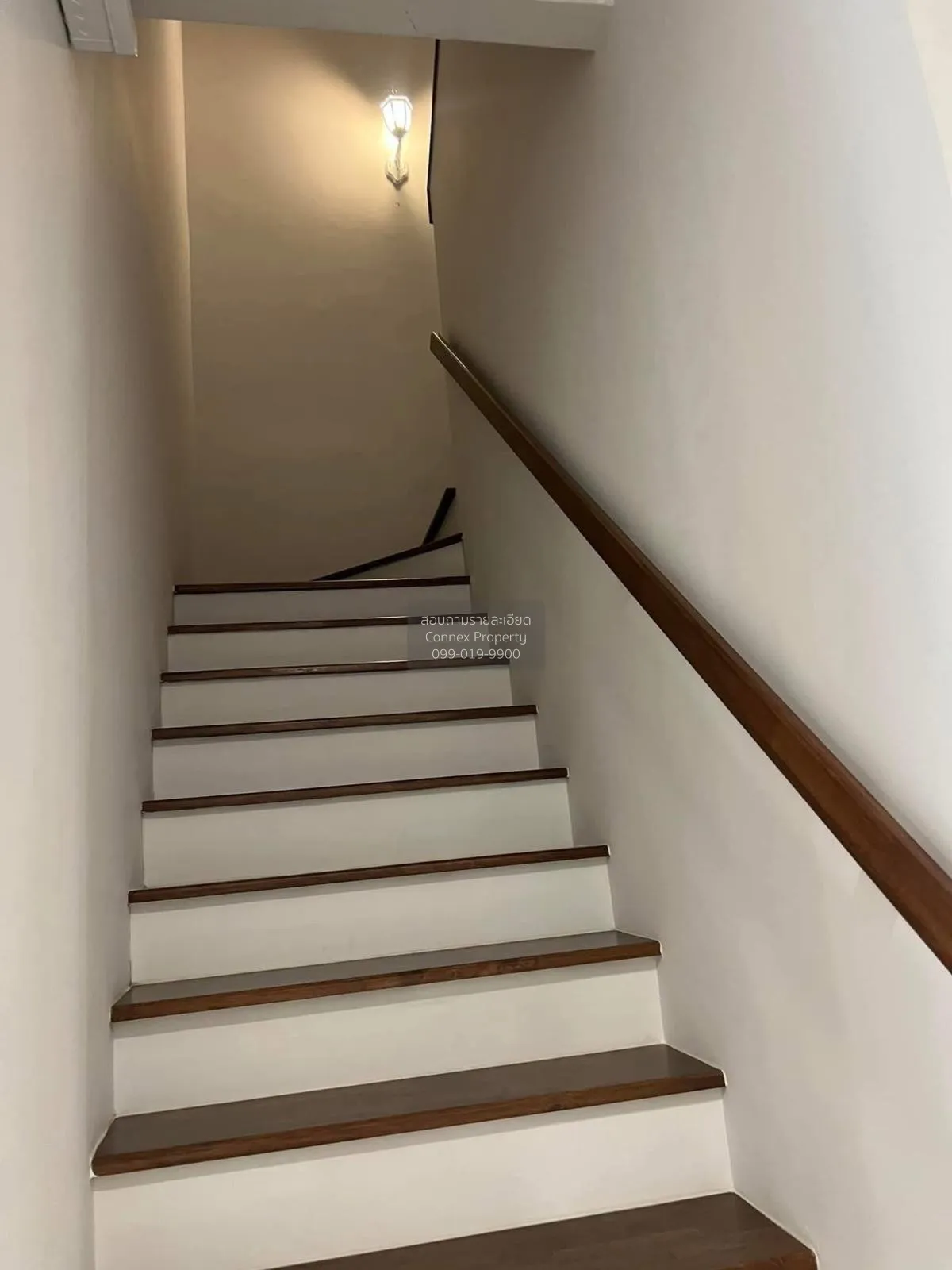 ขายทาวน์เฮ้าส์/ทาวน์โฮม  บริติช เพลส ปิ่นเกล้า-สาย 5 ห้องมุม บางก