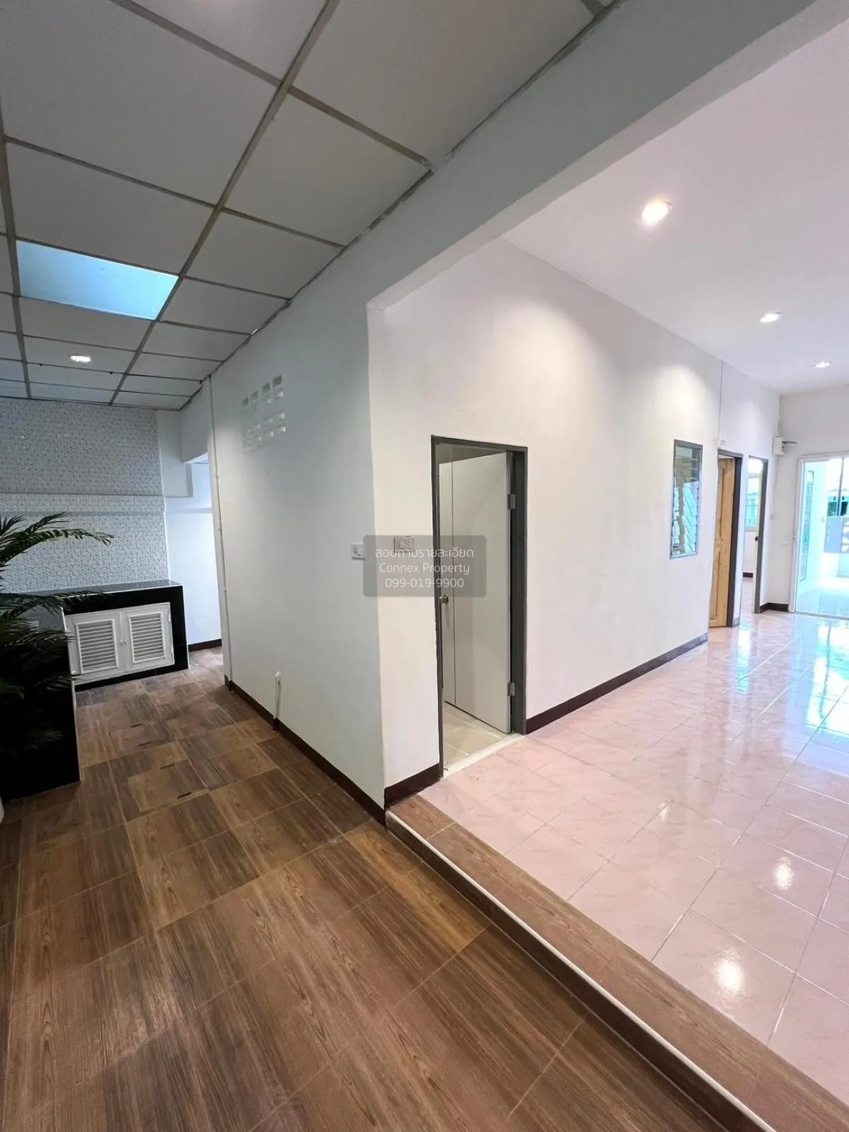 For Sale Nattaya Bangpla Village , corner unit , wide frontage , 