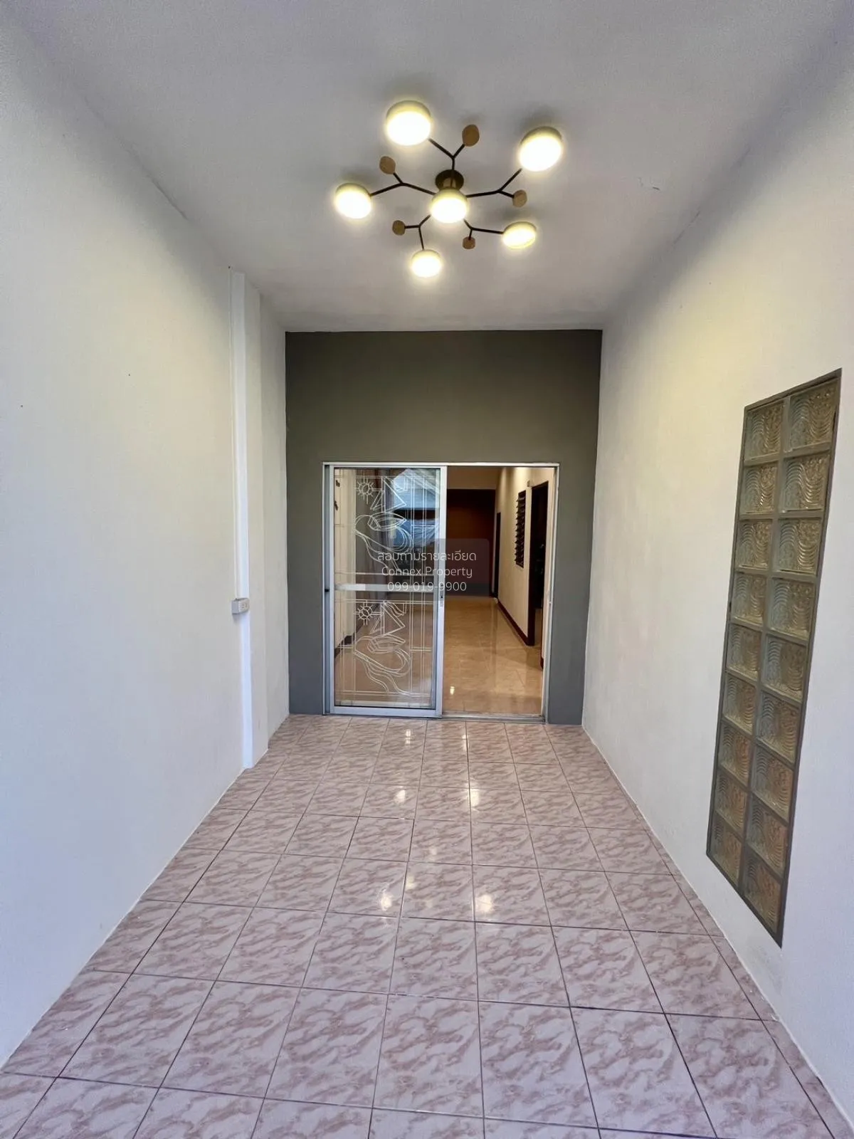 For Sale Nattaya Bangpla Village , corner unit , wide frontage , 