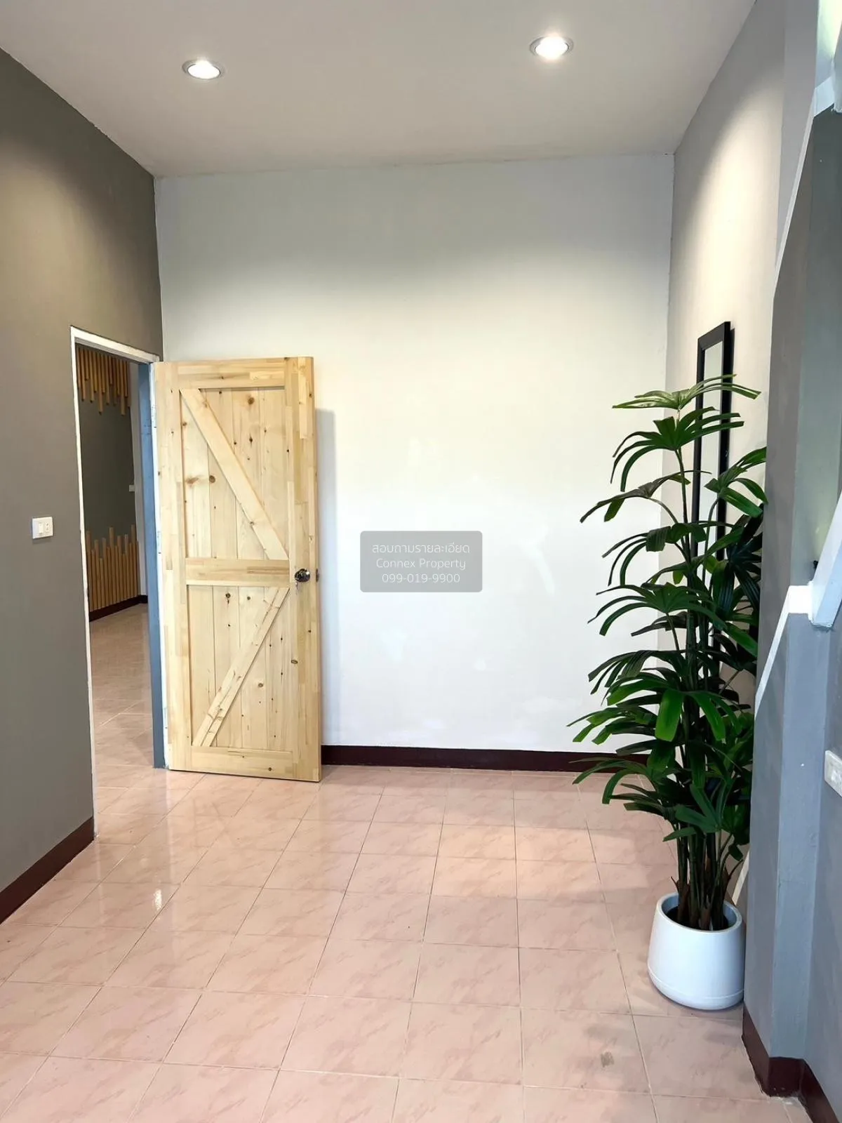 For Sale Nattaya Bangpla Village , corner unit , wide frontage , 