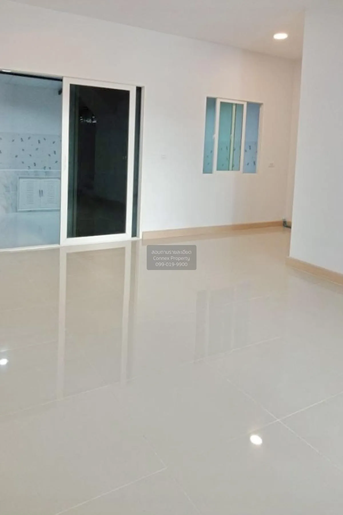 ขายทาวน์เฮ้าส์/ทาวน์โฮม  กัสโต้ ทาวน์โฮม บางนา - สุวรรณภูมิ ศีรษะ