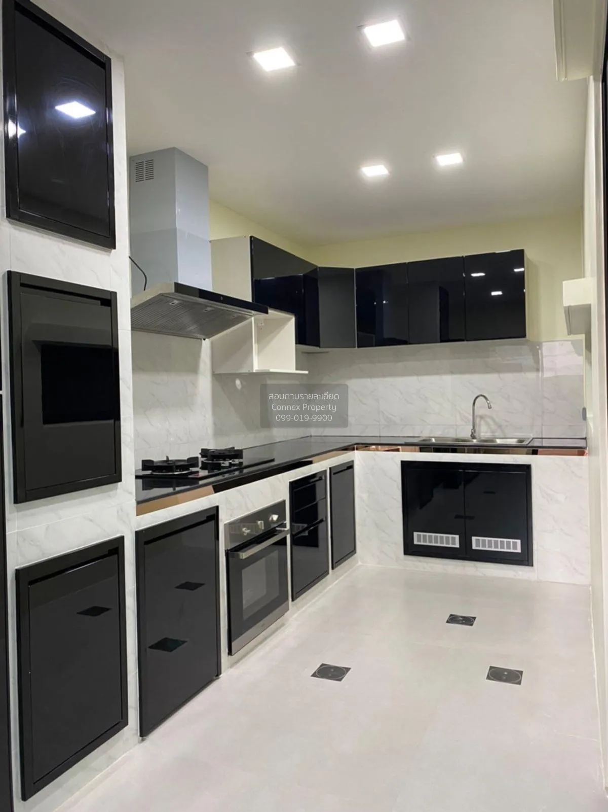 ขายทาวน์เฮ้าส์/ทาวน์โฮม  พาทิโอ พระราม 9-พัฒนาการ MRT-กลันตัน (สา