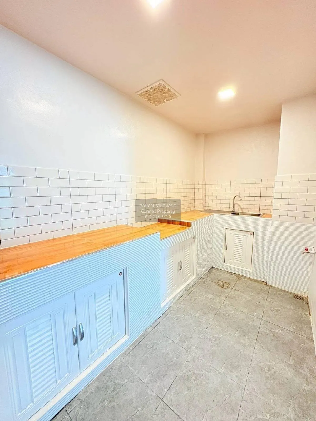 ขายทาวน์เฮ้าส์/ทาวน์โฮม  หมู่บ้านธารทอง 2 รีโนเวทใหม่ บางรักพัฒนา