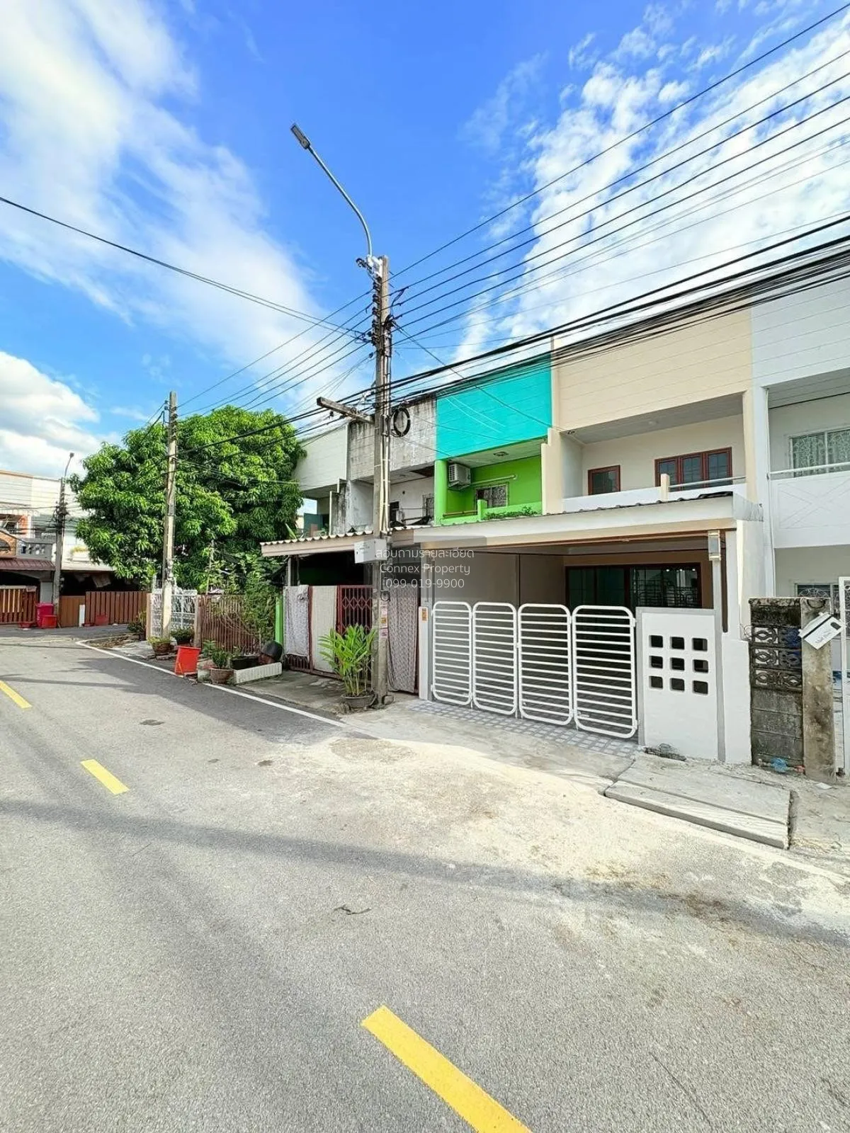 ขายทาวน์เฮ้าส์/ทาวน์โฮม  หมู่บ้านธารทอง 2 รีโนเวทใหม่ บางรักพัฒนา