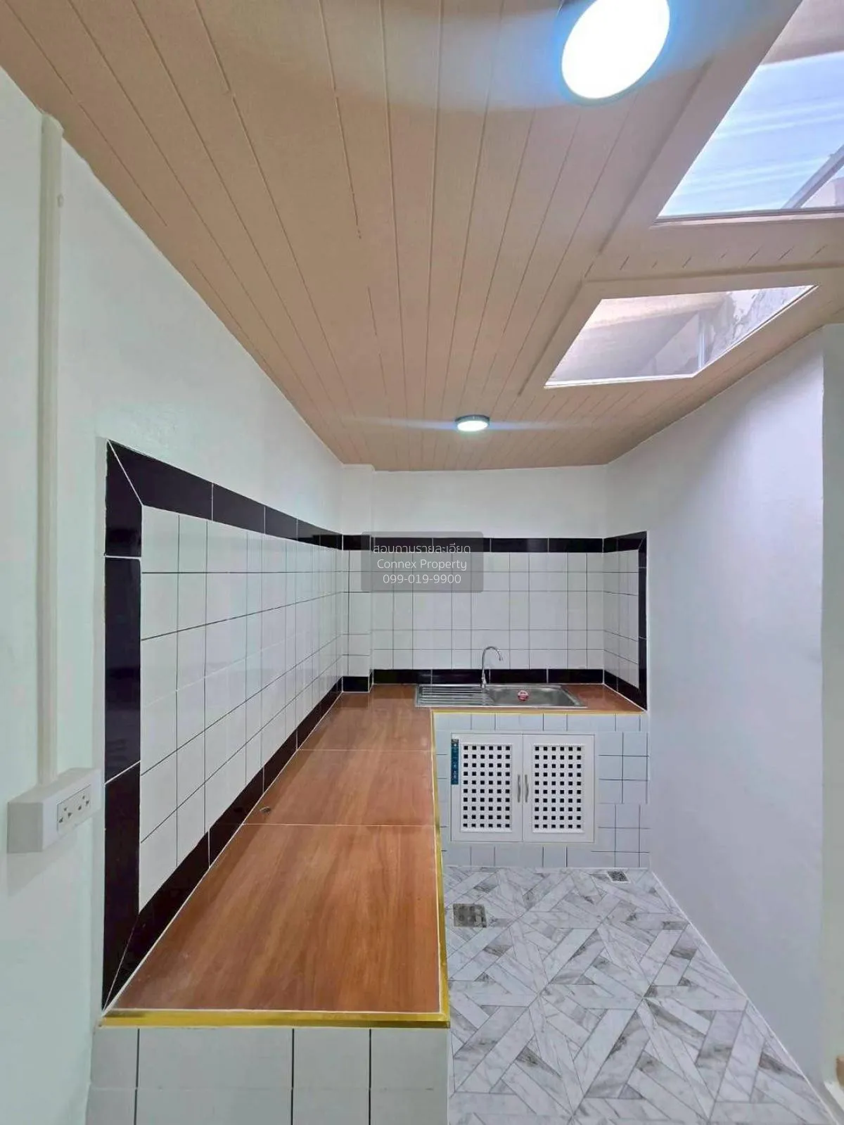 ขายทาวน์เฮ้าส์/ทาวน์โฮม  บ้านศรีประจักษ์ 4 รีโนเวทใหม่ บางบัวทอง 