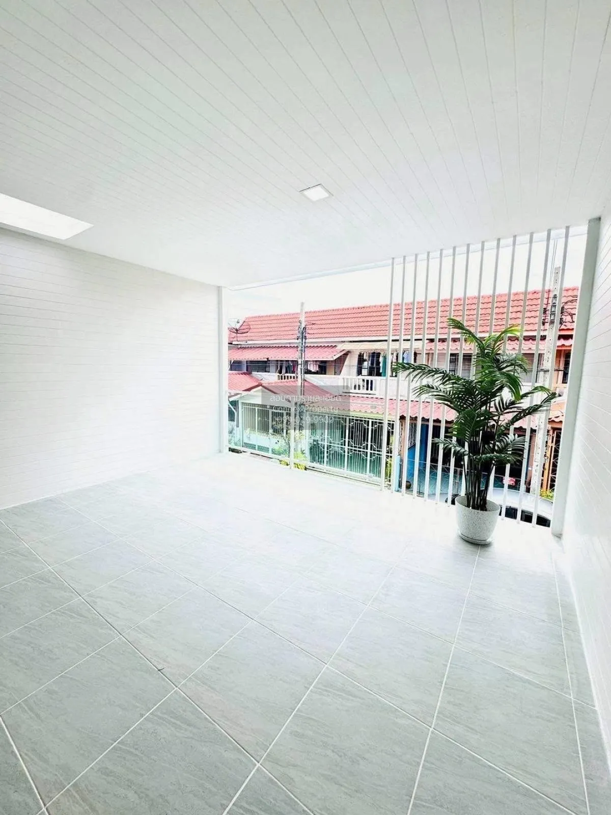 ขายทาวน์เฮ้าส์/ทาวน์โฮม  บ้านพระปิ่น 3 รีโนเวทใหม่ MRT-ตลาดบางใหญ