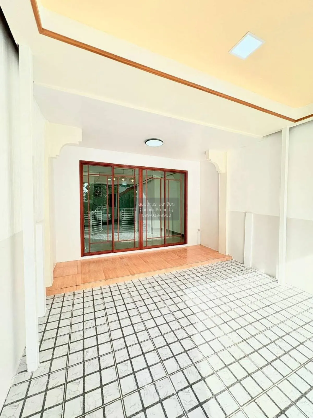 For Sale Townhouse/Townhome  , Baan Promjit , newly renovated , B 4