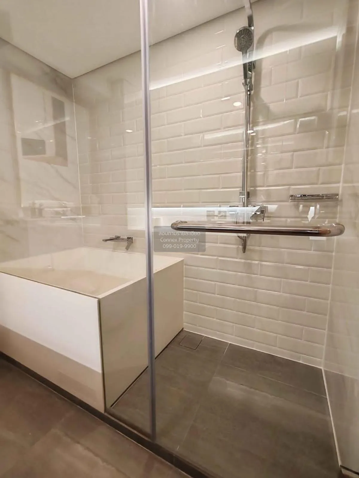 For Rent Condo , Siamese Rama 9 (Landmark @MRTA Station) , Huai K