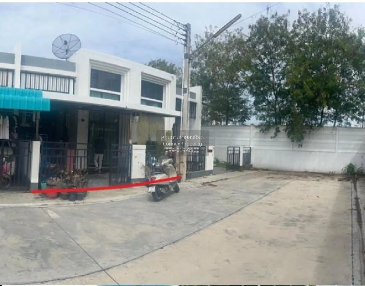 ขายทาวน์เฮ้าส์/ทาวน์โฮม  หมู่บ้านสกายไลน์ อมตะ มาบยางพร ปลวกแดง ร 1