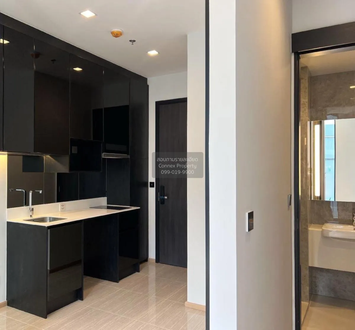 ขายคอนโด  โนเบิล อราวน์ อารีย์ ชั้นสูง BTS-อารีย์ สามเสนใน เขต พญ 2