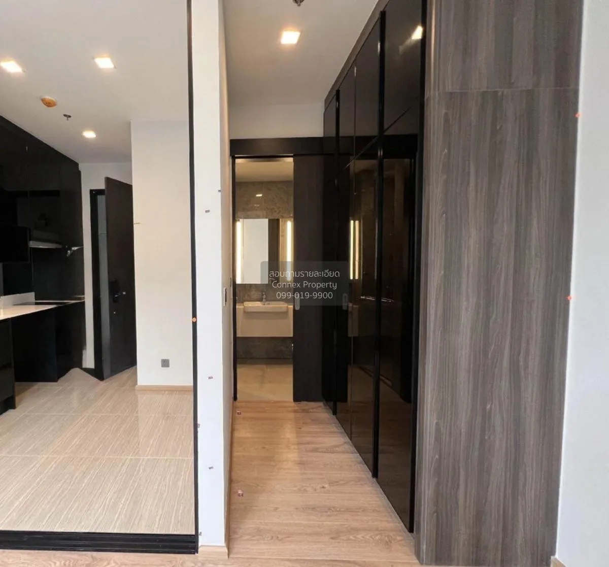 ขายคอนโด  โนเบิล อราวน์ อารีย์ ชั้นสูง BTS-อารีย์ สามเสนใน เขต พญ 4