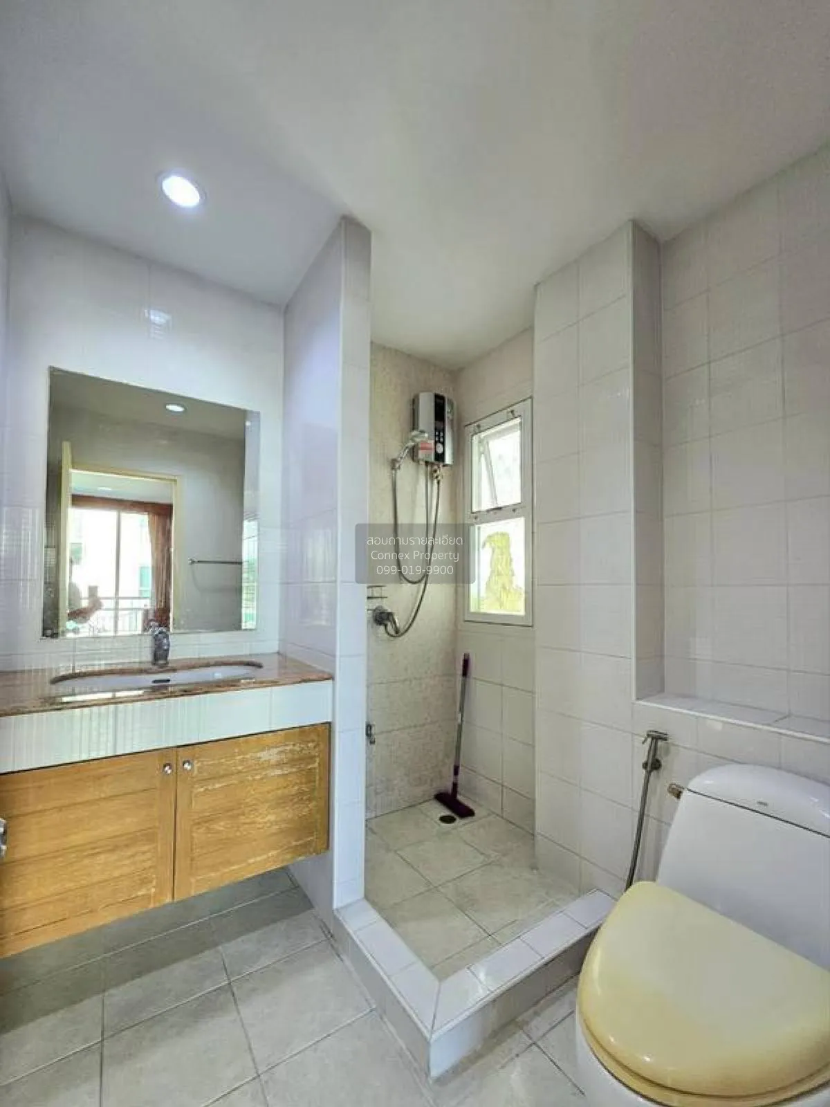 For Rent Townhouse/Townhome  ,  Baan Phattra Villa 4 , Bang Khlo 