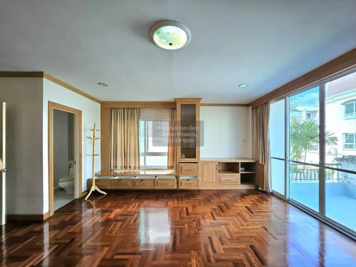 For Rent Townhouse/Townhome  ,  Baan Phattra Villa 4 , Bang Khlo 