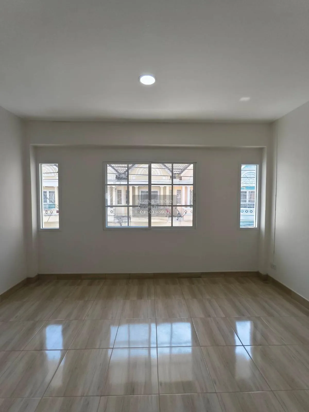 ขายทาวน์เฮ้าส์/ทาวน์โฮม  นันทนาการ์เด้นท์ มณีรินทร์ เลค แอนด์ พาร