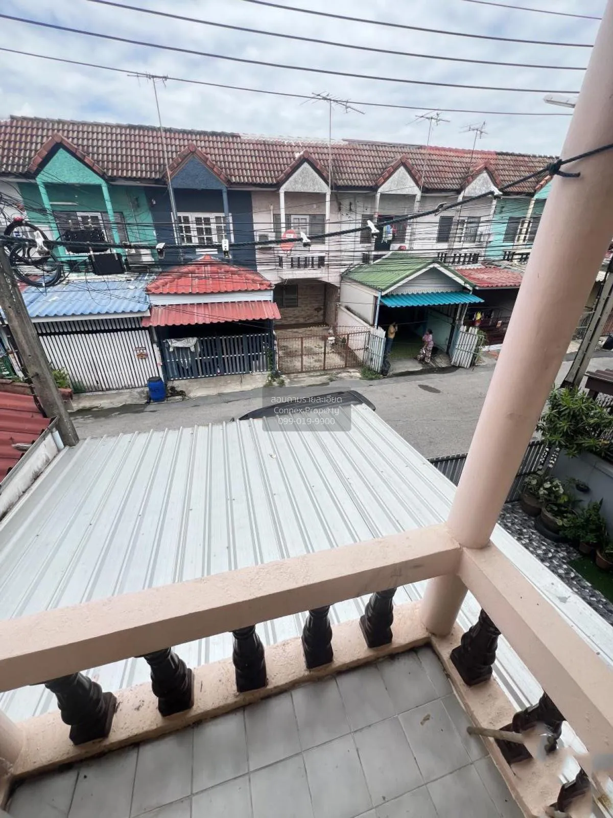 ขายทาวน์เฮ้าส์/ทาวน์โฮม  สิวารัตน์ 3 ชั้นสูง หน้ากว้าง อ้อมน้อย ก