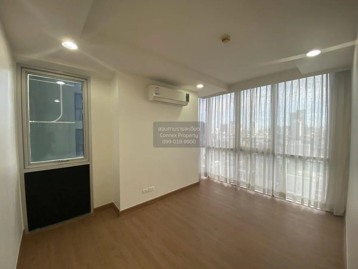 For Sale Condo , Abstracts Phahonyothin Park , corner unit , BTS-