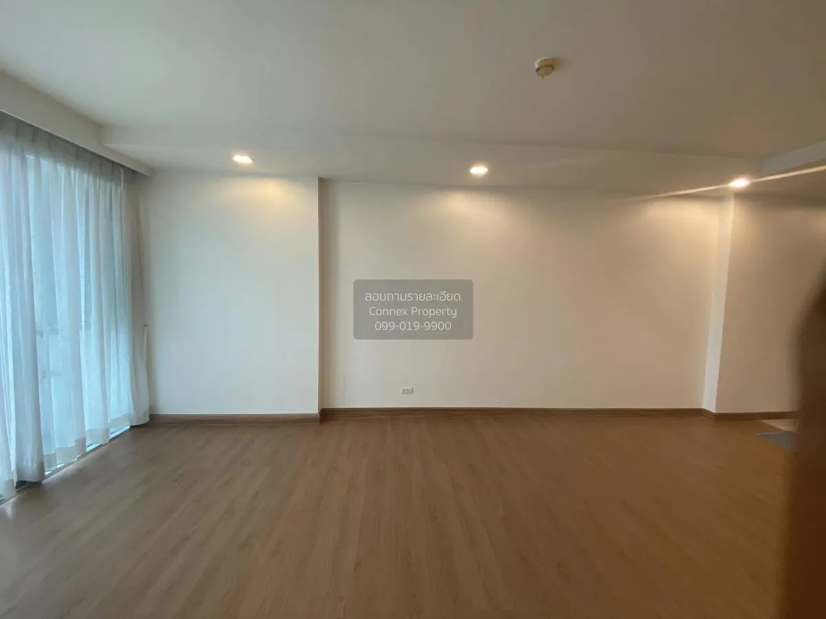 For Sale Condo , Abstracts Phahonyothin Park , corner unit , BTS-