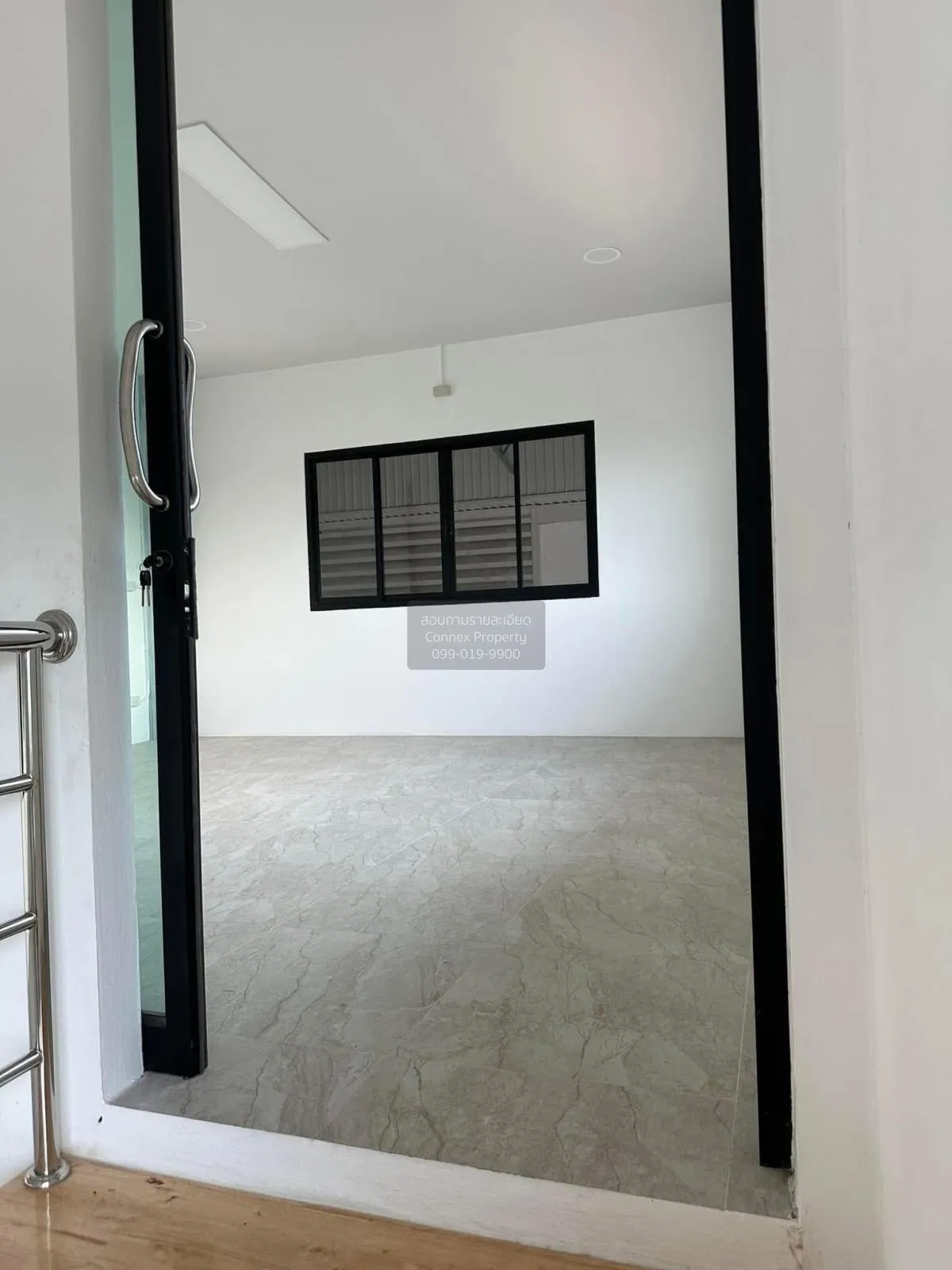 For Rent Building, warehouse for rent , high floor , wide frontag