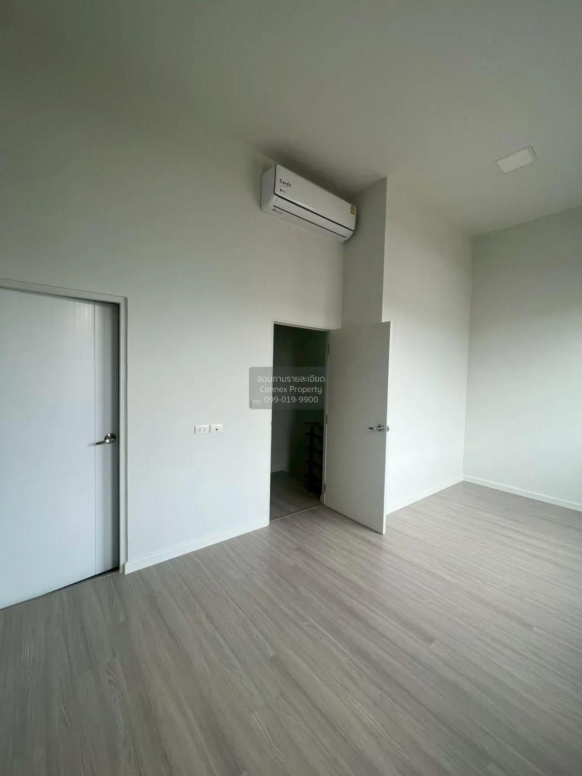 For Sale Townhouse/Townhome  , Siri Place Phaholyothin 52 , Khlon