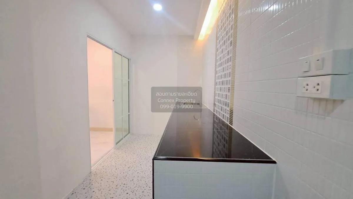 ขายทาวน์เฮ้าส์/ทาวน์โฮม  บ้านบัวทอง 4 บ้านกล้วย-ไทรน้อย รีโนเวทให