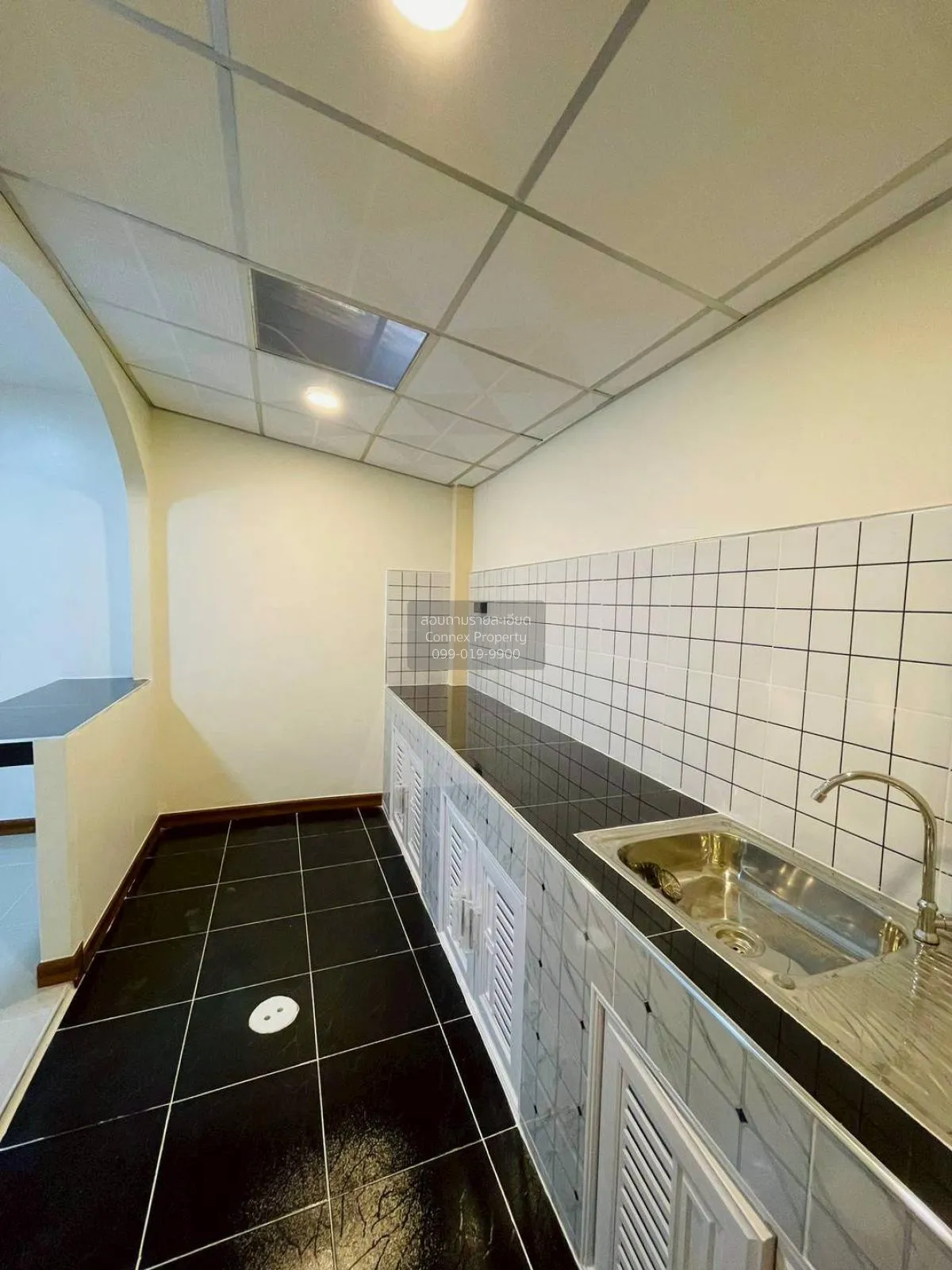 ขายทาวน์เฮ้าส์/ทาวน์โฮม  บ้านบัวทอง 2 รีโนเวทใหม่ บางรักพัฒนา บาง