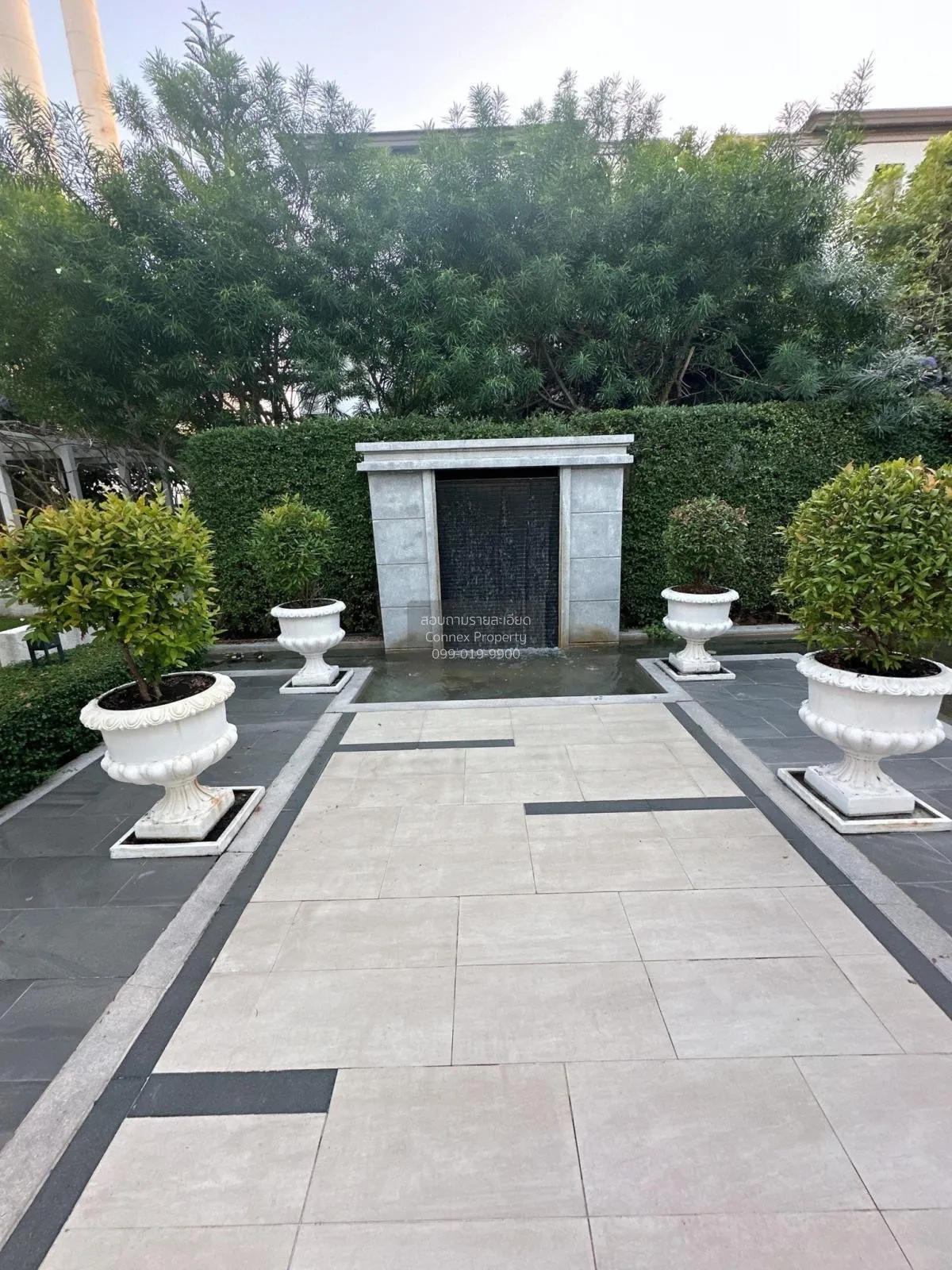 เช่าบ้าน  เดอะ ซอนเน่ ศรีนครินทร์ บางนา ดอกไม้ เขต ประเวศ สมุทรปร