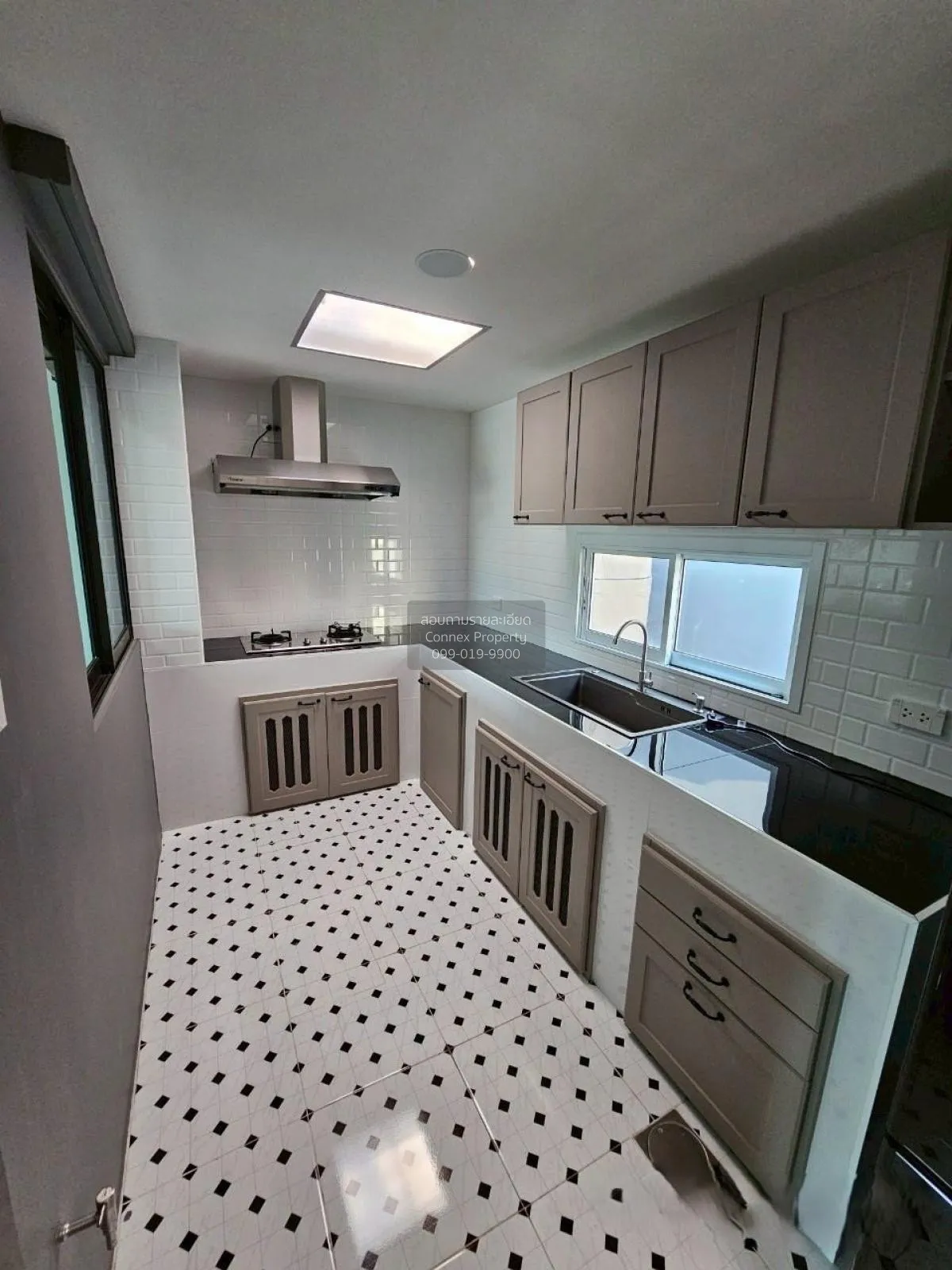 ขายทาวน์เฮ้าส์/ทาวน์โฮม  พลีโน่ บางนา - อ่อนนุช ราชาเทวะ บางพลี ส 4