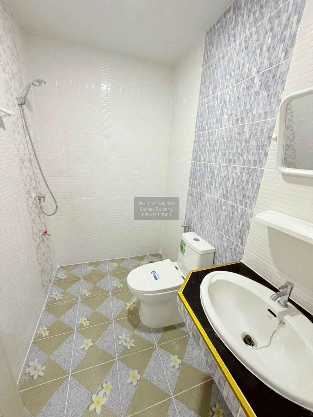 ขายทาวน์เฮ้าส์/ทาวน์โฮม  บ้านธนาริน ลาดสวาย  รีโนเวทใหม่ ลาดสวาย 