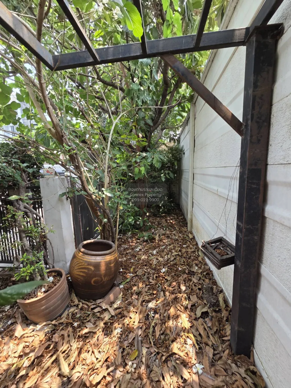 For Sale Townhouse/Townhome  , STORIES ONNUCH - WONGWAEN , Dok Ma