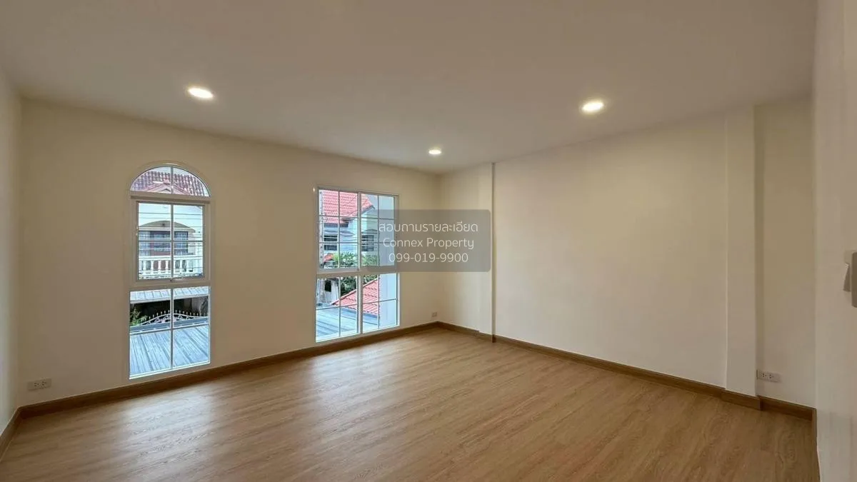 For Sale Townhouse/Townhome  , Baan Pim Thong , newly renovated ,