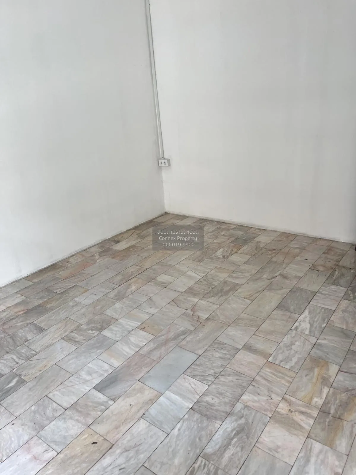 ขายทาวน์เฮ้าส์/ทาวน์โฮม  บ้านพรธิสาร 5 ลำผักกูด ธัญบุรี ปทุมธานี 