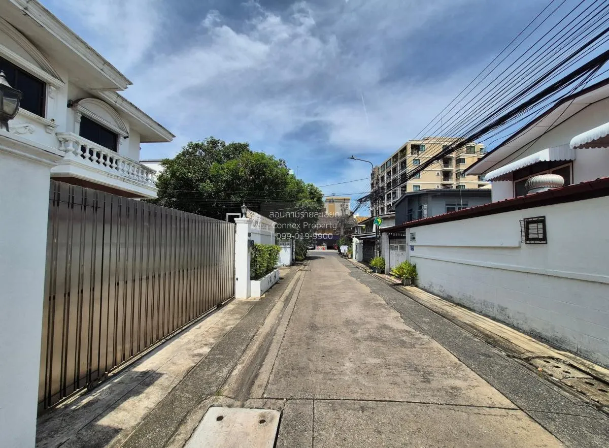 เช่าบ้านเดี่ยวให้เช่า , รัชดา ห้องมุม หน้ากว้าง สามเสนนอก เขต ห้ว 4