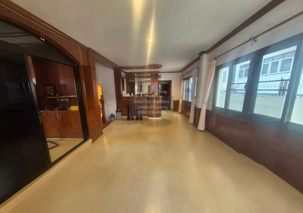 เช่าบ้านเดี่ยวให้เช่า , รัชดา ห้องมุม หน้ากว้าง สามเสนนอก เขต ห้ว